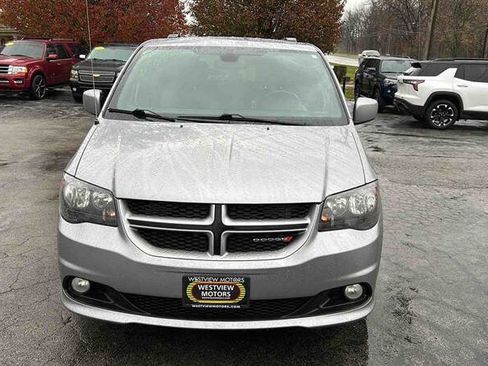 Used 2019 Dodge Grand Caravan GT FWD image 4