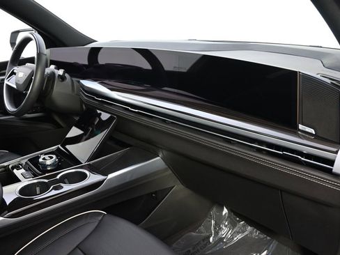 New 2026 Cadillac Escalade Luxury w/ Touring Package AWD/4WD image 15