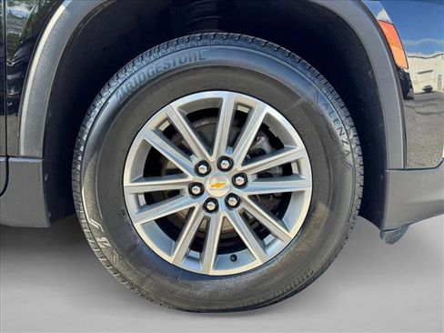 Used 2023 Chevrolet Traverse LT AWD/4WD image 28