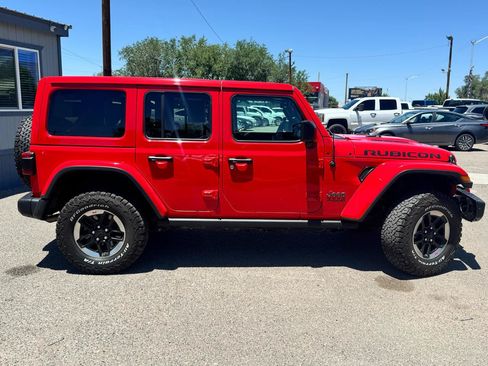 Used 2018 Jeep Wrangler Unlimited Rubicon AWD/4WD image 9