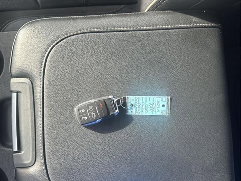 Used 2024 RAM 2500 Laramie w/ Safety Group image 21