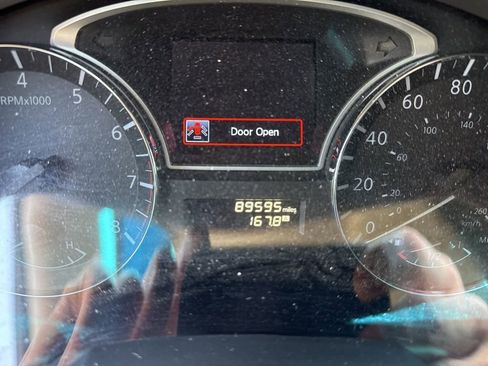 Used 2015 Nissan Altima 3.5 SL image 5