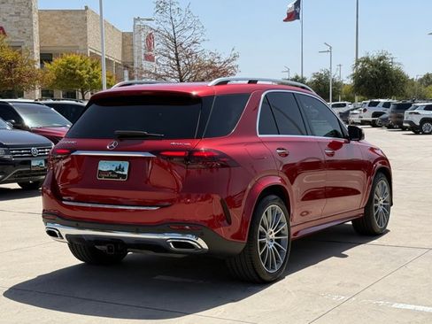 Used 2024 Mercedes-Benz GLE 450 4MATIC image 4