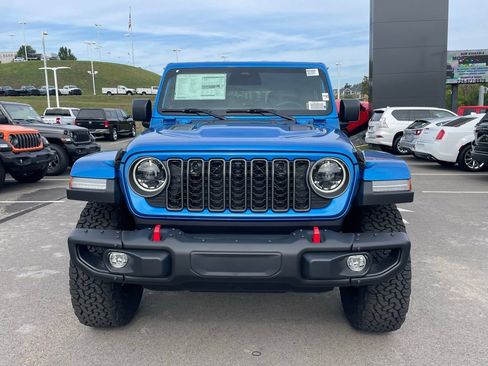 New 2025 Jeep Wrangler Unlimited Rubicon image 8