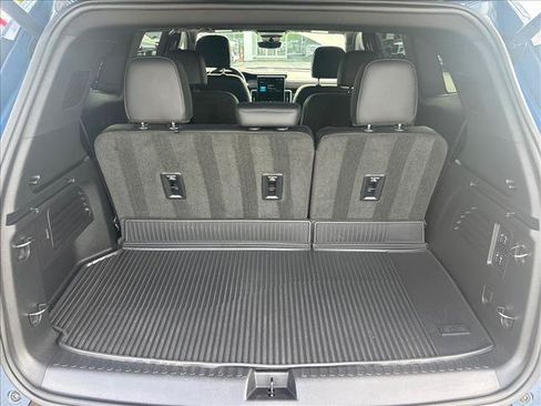 Certified 2024 GMC Acadia Denali w/ Super Cruise Package FWD image 6
