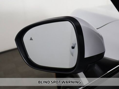 New 2025 Mitsubishi Outlander SE AWD/4WD image 8