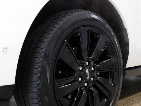 Used 2024 Lincoln Navigator Reserve w/ Equipment Group 201A image 23