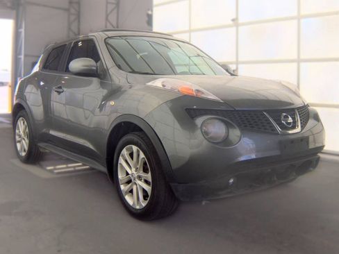 Used 2012 Nissan Juke SL FWD image 3