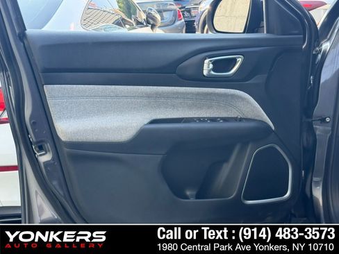 Used 2022 Jeep Compass Latitude AWD/4WD image 12