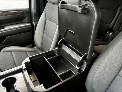 Used 2022 Chevrolet Tahoe LS AWD/4WD image 25