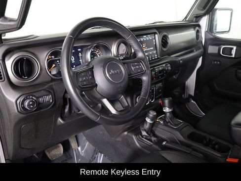 Used 2022 Jeep Gladiator Sport AWD/4WD image 20