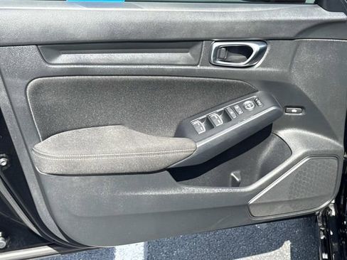 Certified 2025 Honda Civic LX image 17