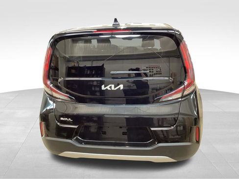 Certified 2025 Kia Soul LX w/ LX Technology Package FWD image 27
