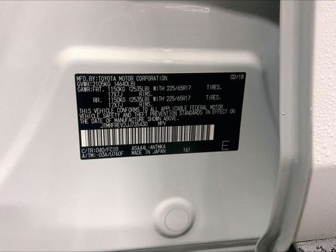 Used 2018 Toyota RAV4 XLE AWD/4WD image 37