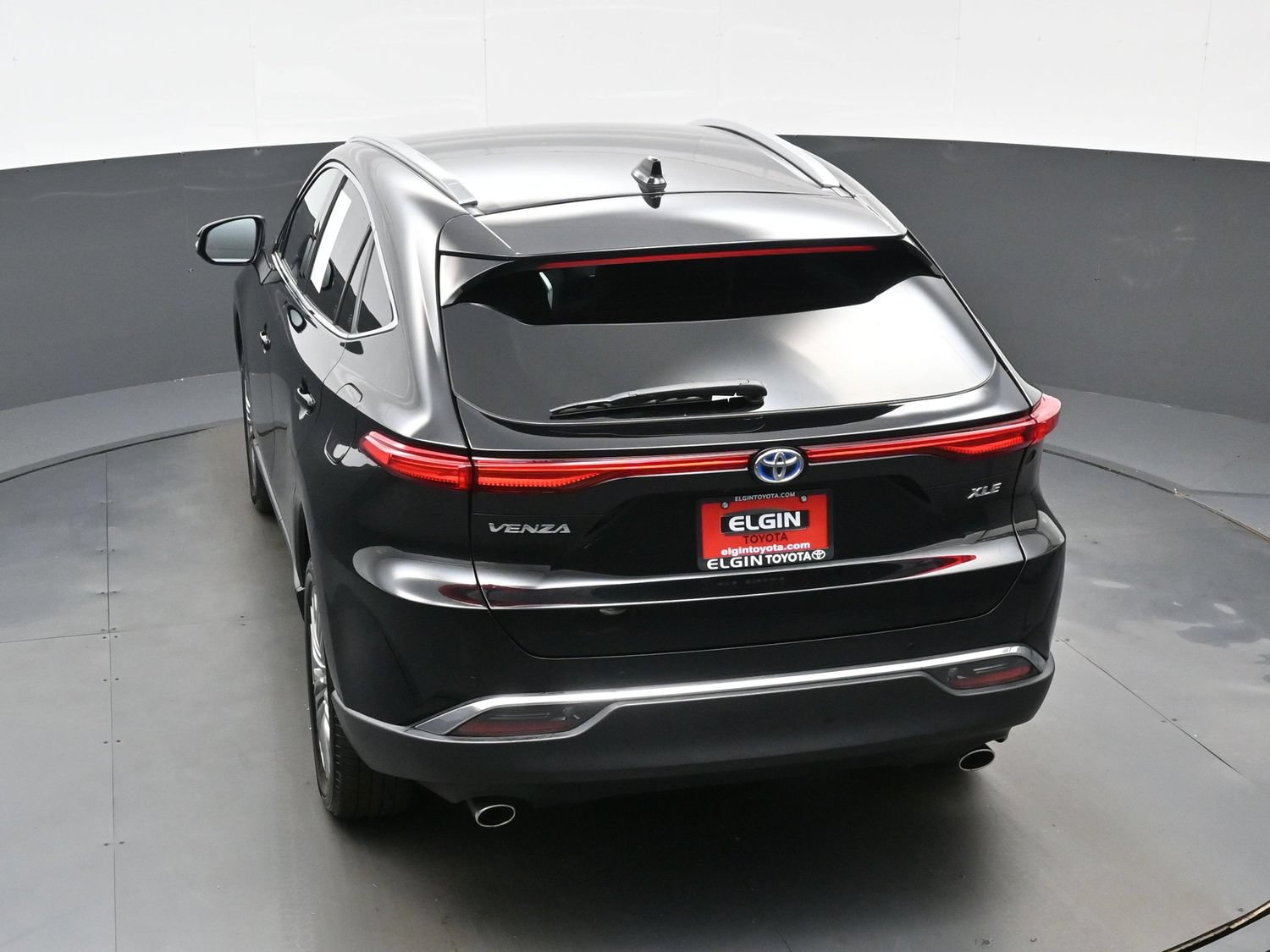 Used 2024 Toyota Venza XLE AWD/4WD image 40