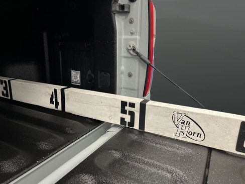 Used 2024 Ford Maverick XL image 13