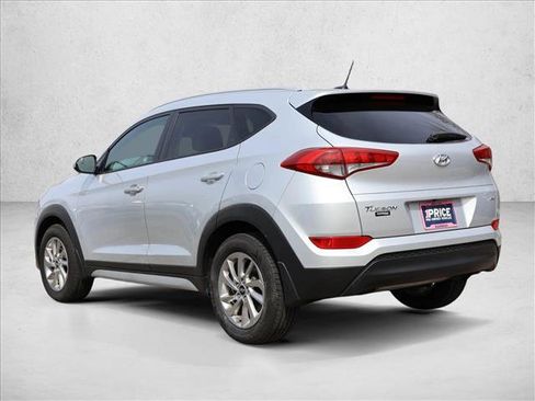 Used 2017 Hyundai Tucson SE AWD/4WD image 7