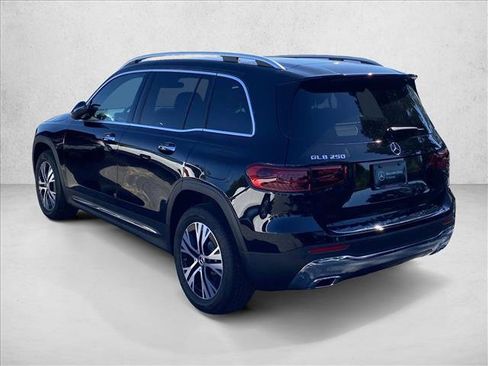 Certified 2025 Mercedes-Benz GLB 250 image 5