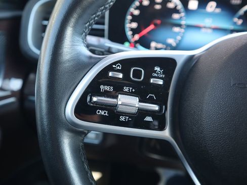 Certified 2022 Mercedes-Benz GLS 450 4MATIC image 21