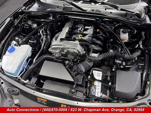 Used 2019 MAZDA MX-5 Miata RF Club RWD image 25
