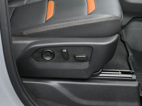 Used 2025 GMC Sierra 1500 AT4 w/ AT4 Premium Package image 33