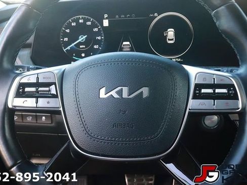 Certified 2024 Kia Telluride SX Prestige AWD/4WD image 20