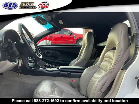 Used 1998 Chevrolet Corvette Convertible image 10