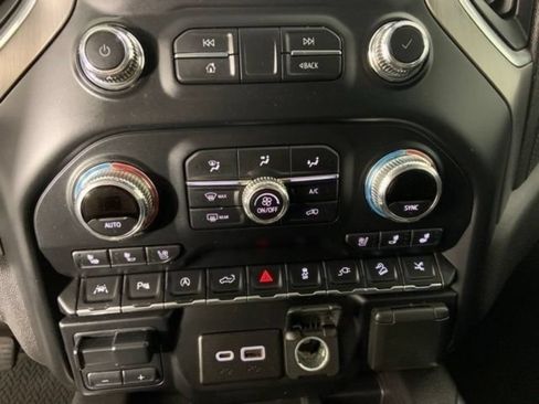 Used 2020 GMC Sierra 1500 Denali w/ Denali Ultimate Package AWD/4WD image 29
