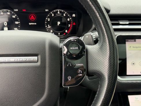 Used 2018 Land Rover Range Rover Velar S image 16