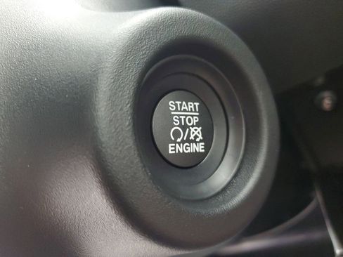 Used 2024 RAM ProMaster 2500 w/ Quick Order Package 22G SLT image 20