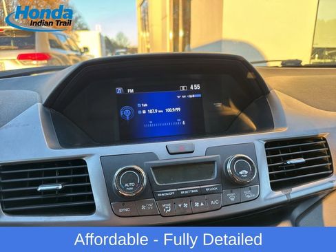 Used 2016 Honda Odyssey EX image 2