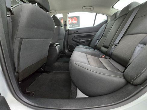 Used 2024 Nissan Altima 2.5 S FWD image 16
