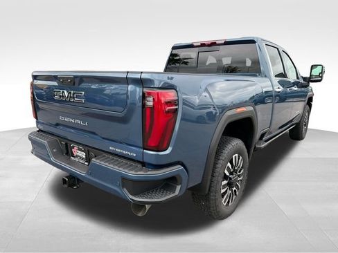 New 2026 GMC Sierra 2500 Denali Ultimate AWD/4WD image 7