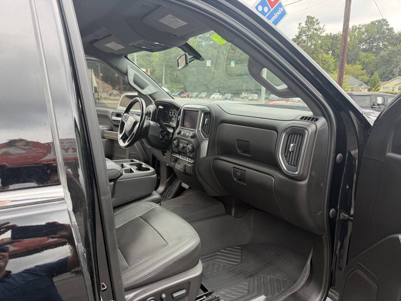 Used 2023 Chevrolet Silverado 2500 LTZ AWD/4WD image 2