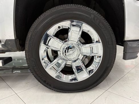 Used 2018 Chevrolet Silverado 1500 LTZ Z71 w/ LTZ Plus Package image 40