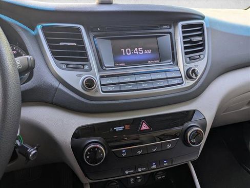 Used 2016 Hyundai Tucson SE FWD image 11