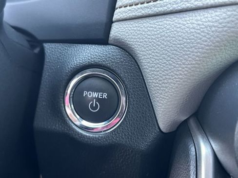 Used 2023 Toyota RAV4 Limited image 17