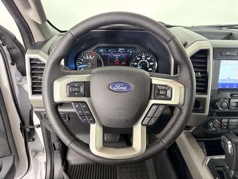 Used 2020 Ford F150 Lariat RWD image 22