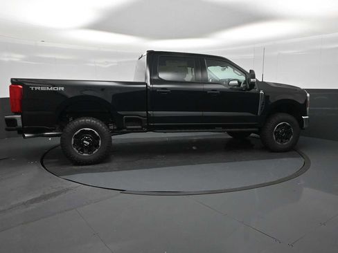 Certified 2026 Ford F250 XLT w/ Tremor Off-Road Package AWD/4WD image 9