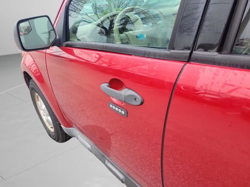 Used 2011 Ford Escape XLT w/ 202A Rapid Spec Order Code image 29