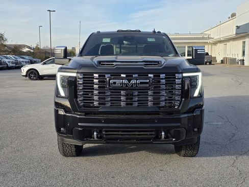 Used 2025 GMC Sierra 2500 Denali Ultimate image 2