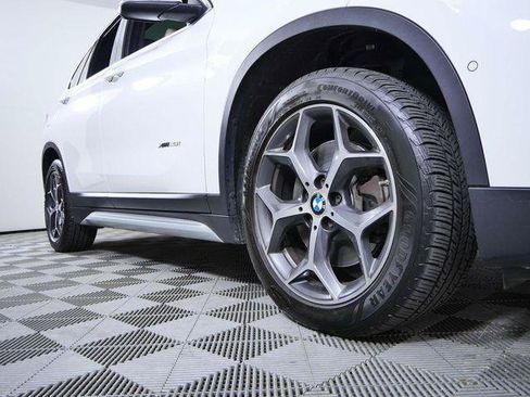 Used 2017 BMW X1 xDrive28i AWD/4WD image 10