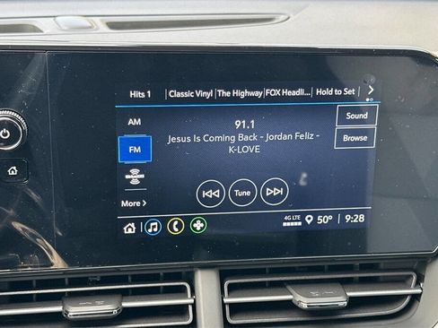 New 2026 Chevrolet Trax RS w/ Driver Confidence Package image 19