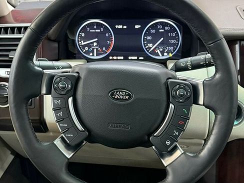 Used 2010 Land Rover Range Rover HSE AWD/4WD image 18