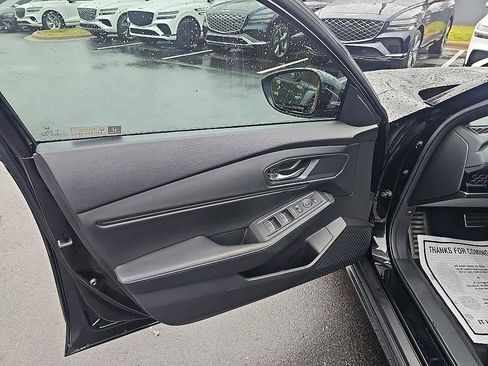 Used 2023 Honda Accord Sport image 11