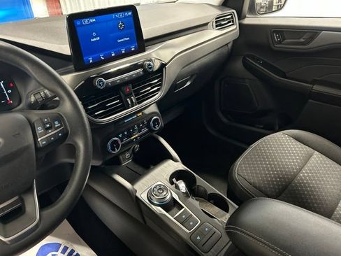 Used 2025 Ford Escape Active AWD/4WD image 28