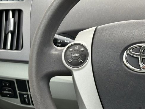 Used 2010 Toyota Prius Five image 22