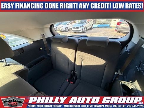 Used 2019 Kia Sorento FWD image 22