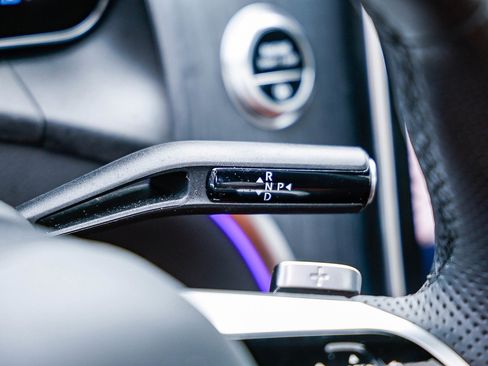 Certified 2023 Mercedes-Benz GLC 300 image 20