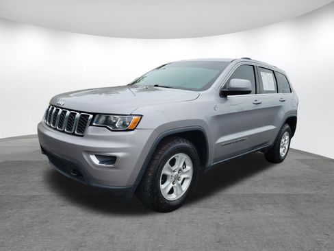 Used 2017 Jeep Grand Cherokee Laredo w/ Quick Order Package 23E AWD/4WD image 20